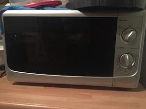 microwave oven