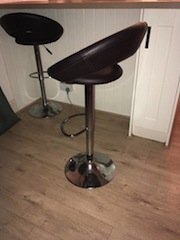 swivel bar stools